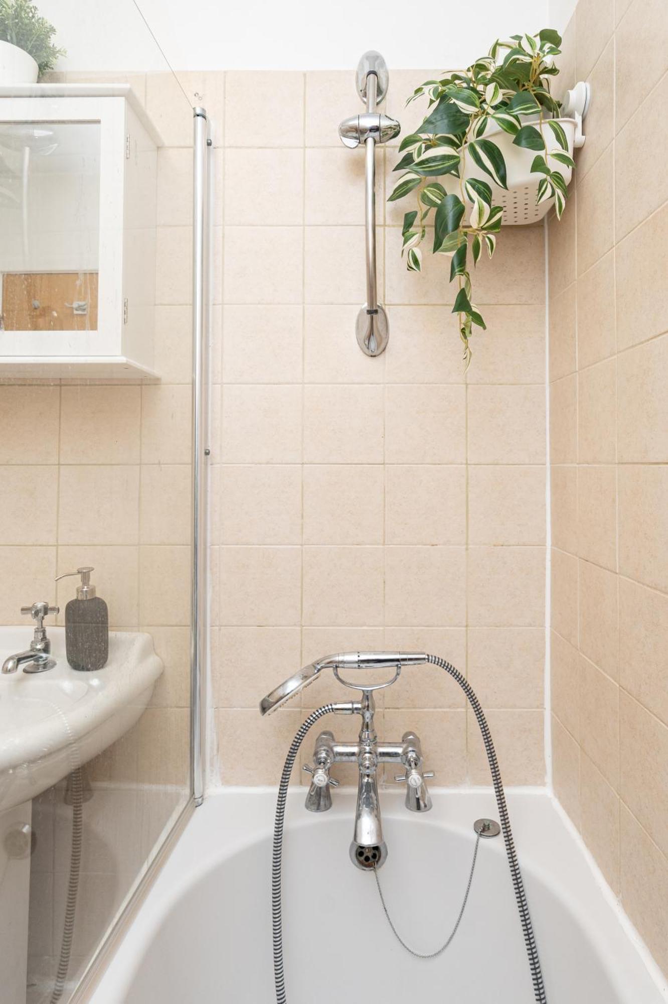 Apartment In Elephant & Castle With Parking Londres Exterior foto